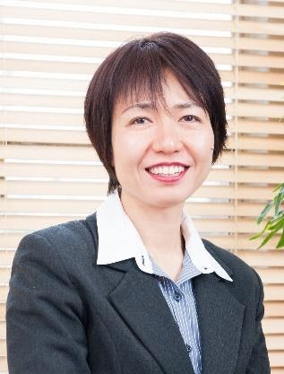 顔写真:ライター:佐藤名ゝ美